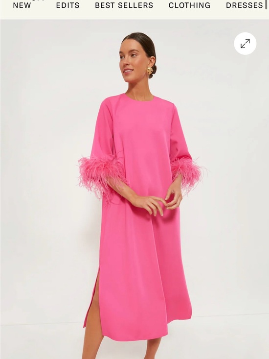 Tuckernuck Dresses & Skirts - Tuckernuck Hot Pink Midi Dress with Side Slit